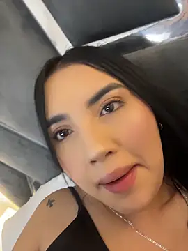 Snapshot of _hanna_gomez chatting on May 2026 02:46:02 PM hanna gomez online show from May 2026 02:46:02 PM