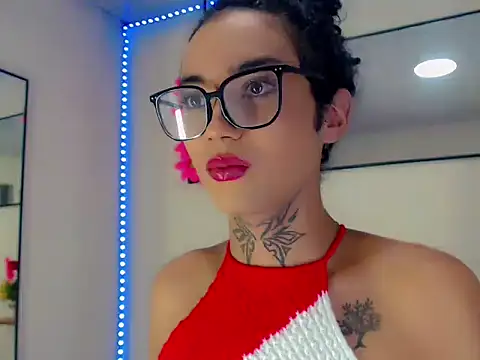 Snapshot of Darianna_A chatting on May 2026 09:13:01 PM Darianna A online show from May 2026 09:13:01 PM
