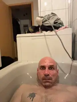 firemaxx76 online show from April 2026 01:06:01 AM