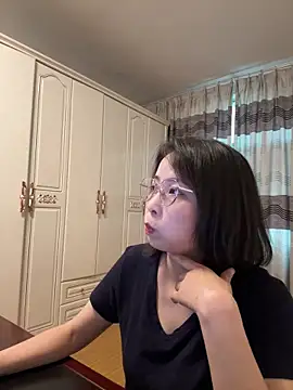 Snapshot of lisha521 chatting on June 2026 01:18:01 AM lisha521 online show from June 2026 01:18:01 AM