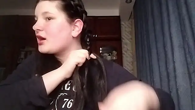 BeatriceMolands online show from May 2026 05:51:01 PM