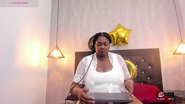 Canela  hot online show from April 2026 01:34:02 PM