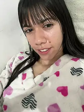 Snapshot of drea-an chatting on May 2026 03:39:02 PM drea-an online show from May 2026 03:39:02 PM