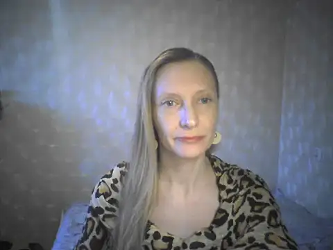 LunaBelle8 online show from April 2026 05:11:01 PM