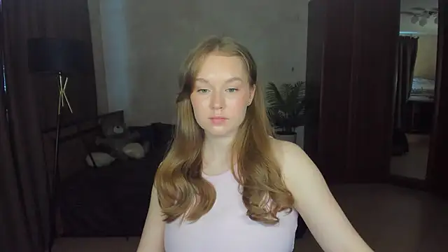 Snapshot of ValeriSunny chatting on May 2026 10:45:01 AM ValeriSunny online show from May 2026 10:45:01 AM