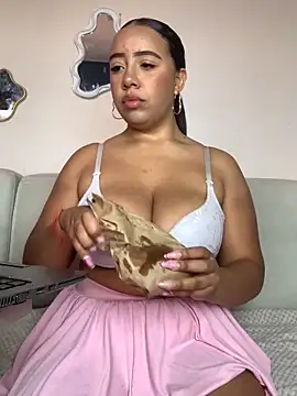  PRETTYANGEL  online show from April 2026 04:01:01 PM