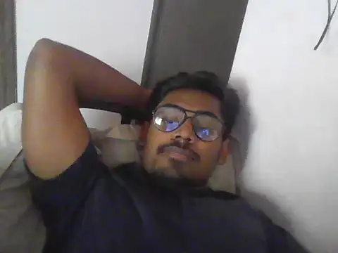 Snapshot of singaram190 chatting on July 2026 08:43:02 AM singaram190 online show from July 2026 08:43:02 AM