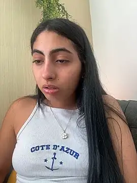 Lily Rush online show from May 2026 06:09:01 PM