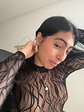 Snapshot of Lily_Rush chatting on June 2026 02:32:01 PM Lily Rush online show from June 2026 02:32:01 PM
