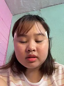 NhungNhun789 online show from April 2026 07:28:01 PM