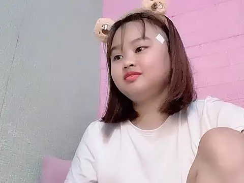 NhungNhun789 online show from April 2026 09:45:02 PM