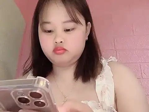 NhungNhun789 online show from May 2026 07:32:01 PM