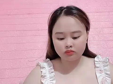 NhungNhun789 online show from June 2026 04:17:01 PM