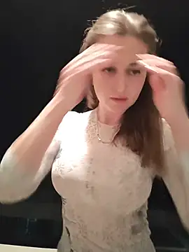 irresistibelle online show from July 2026 07:27:01 PM