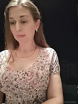 irresistibelle online show from July 2026 06:22:01 PM
