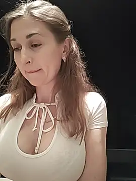irresistibelle online show from July 2026 07:56:02 PM