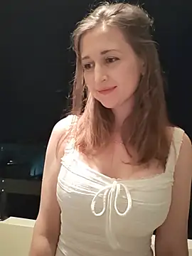 irresistibelle online show from July 2026 06:48:02 PM