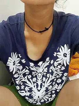 Snapshot of Kamini_rani chatting on June 2026 02:45:02 AM Kamini rani online show from June 2026 02:45:02 AM