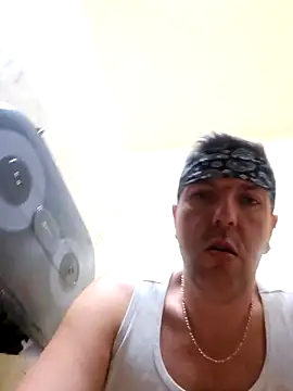 Snapshot of ZackChambersxxx chatting on November 2025 11:40:01 PM ZackChambersxxx online show from November 2025 11:40:01 PM