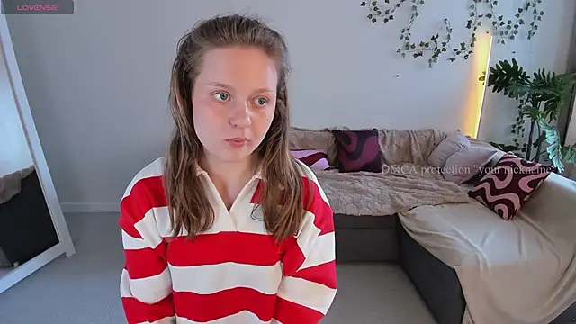 French Fry online show from April 2026 12:39:01 PM