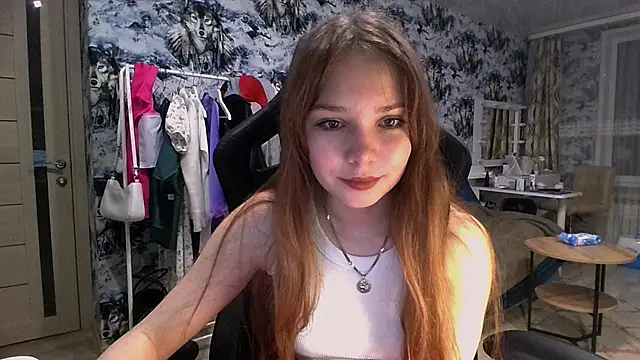 Snapshot of Princess_Mira chatting on July 2026 07:18:02 PM Princess Mira online show from July 2026 07:18:02 PM