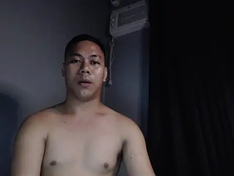 Snapshot of hottie_island chatting on May 2026 05:41:02 PM hottie island online show from May 2026 05:41:02 PM