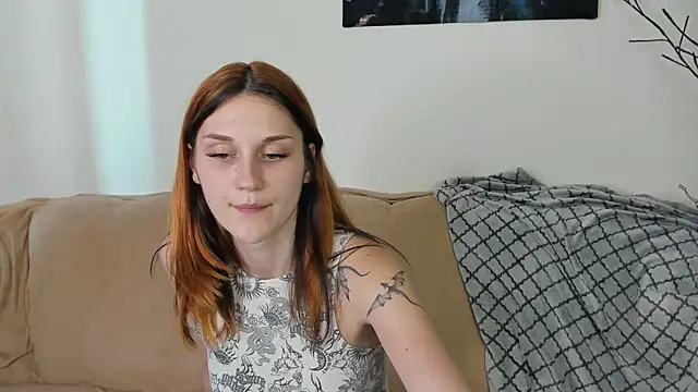 elani lune online show from August 2026 03:03:01 PM