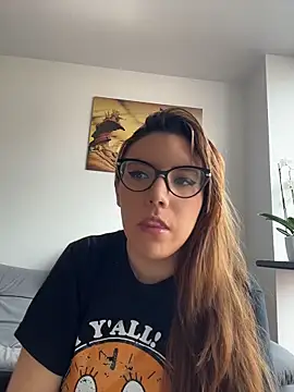 AliceMtz online show from April 2026 05:54:01 PM
