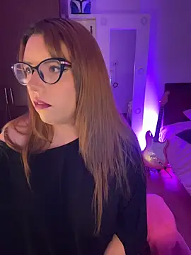 AliceMtz online show from May 2026 10:50:02 PM