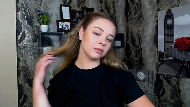 NicoleAura online show from June 2026 07:25:01 AM