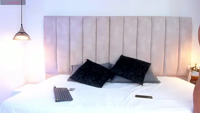 Valkyria Storm online show from May 2026 08:26:02 PM