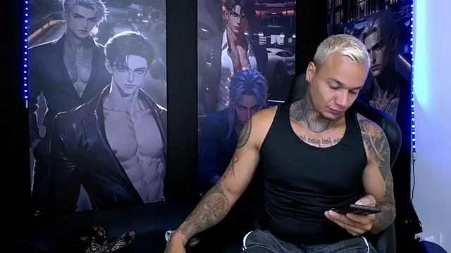 Snapshot of damian_becker chatting on June 2026 10:43:01 PM damian becker online show from June 2026 10:43:01 PM