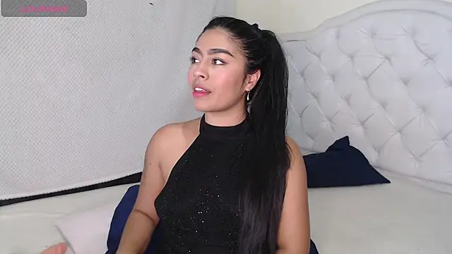Snapshot of Violet_myers04 chatting on May 2026 03:22:01 AM Violet myers04 online show from May 2026 03:22:01 AM