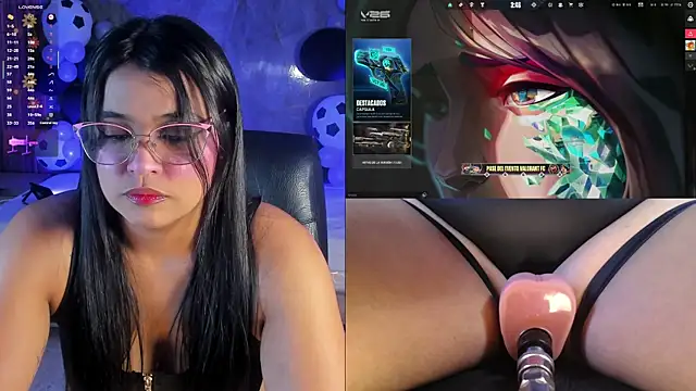 Snapshot of LuciaReid chatting on June 2026 02:55:02 PM LuciaReid online show from June 2026 02:55:02 PM