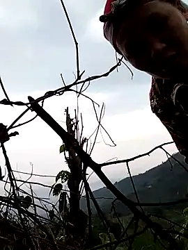 Jimi-zz online show from April 2026 10:13:02 AM