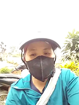 Jimi-zz online show from April 2026 11:25:02 PM