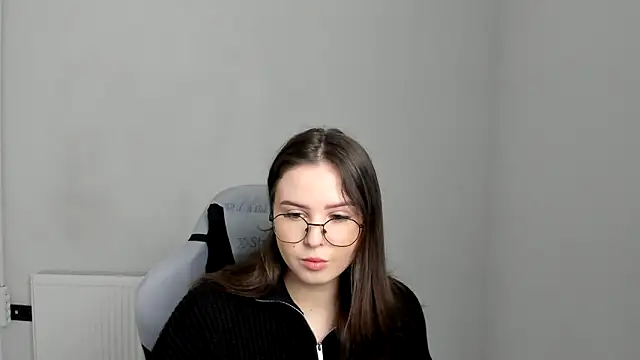 Regina cute  online show from April 2026 06:58:02 AM