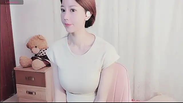 Victoria05031 online show from May 2026 05:12:01 AM