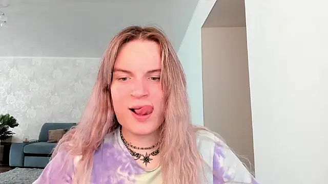 milliKira006 online show from May 2026 08:31:01 AM
