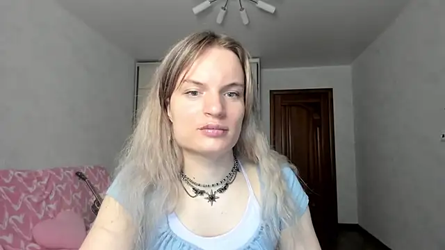 milliKira006 online show from May 2026 04:20:01 AM