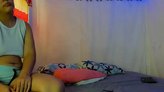 Snapshot of Cherry_Chocolate chatting on June 2026 09:19:01 PM Cherry Chocolate online show from June 2026 09:19:01 PM