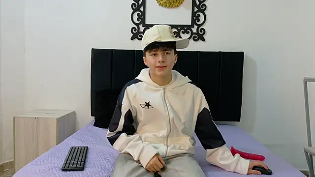 LunayDream online show from June 2026 11:27:02 AM