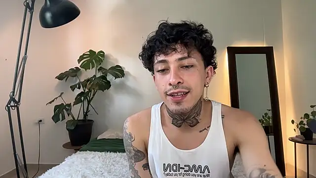 Noah and Steven online show from May 2026 06:37:02 PM