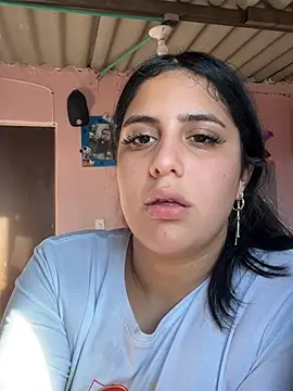 Snapshot of Aurora_0785 chatting on June 2026 10:21:02 PM Aurora 0785 online show from June 2026 10:21:02 PM