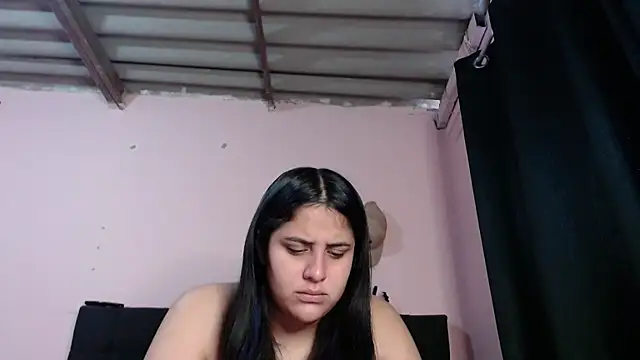 Snapshot of Aurora_0785 chatting on July 2026 01:06:02 PM Aurora 0785 online show from July 2026 01:06:02 PM