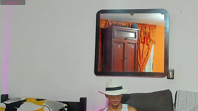 Teo Rave online show from June 2026 02:18:02 AM