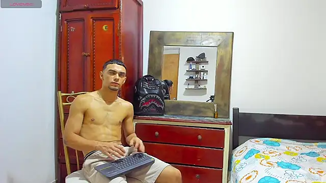 Teo Rave online show from July 2026 06:34:02 PM