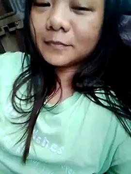 eljhenx online show from June 2026 02:05:01 AM