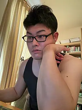 Snapshot of shun_201 chatting on June 2026 04:17:01 AM shun 201 online show from June 2026 04:17:01 AM