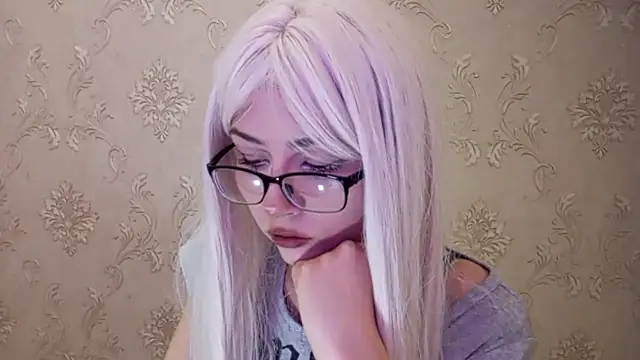 Snapshot of DelicaBrome chatting on July 2026 01:15:01 PM DelicaBrome online show from July 2026 01:15:01 PM